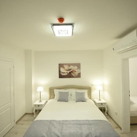 Apartmani Grand Hertz Beograd Ngoại thất bức ảnh